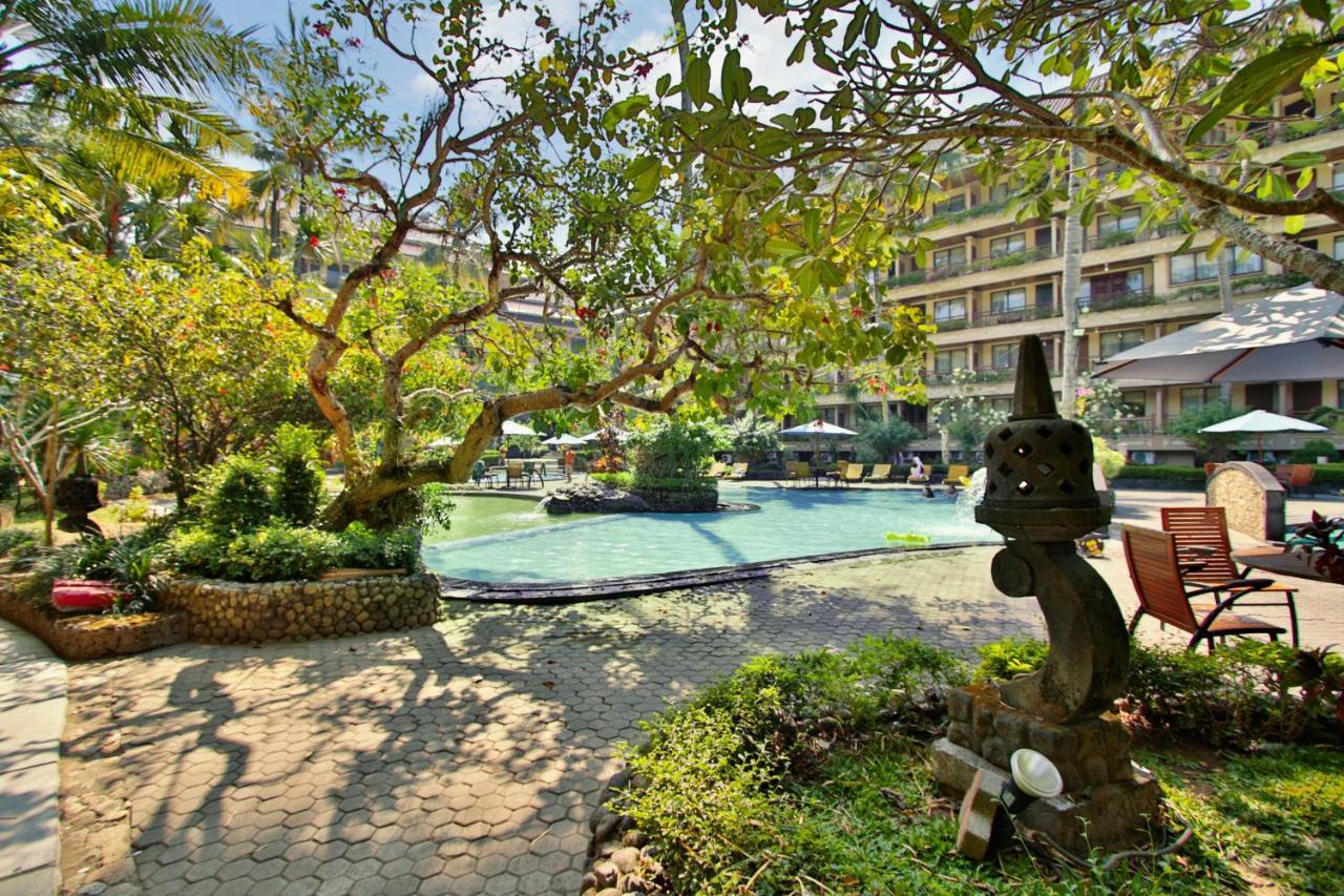 The Jayakarta Yogyakarta Hotel & Spa Exterior photo