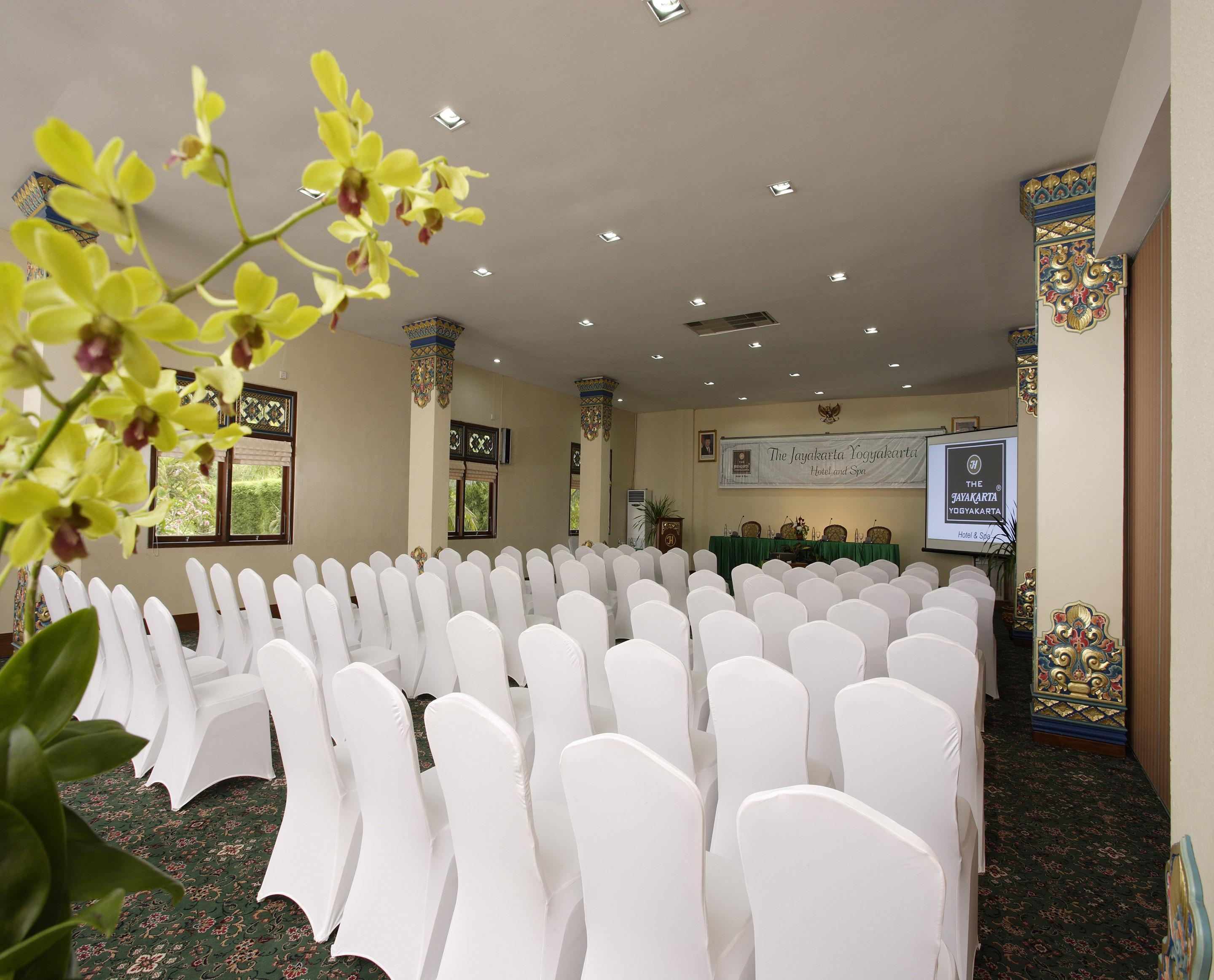 The Jayakarta Yogyakarta Hotel & Spa Maguwo Exterior photo