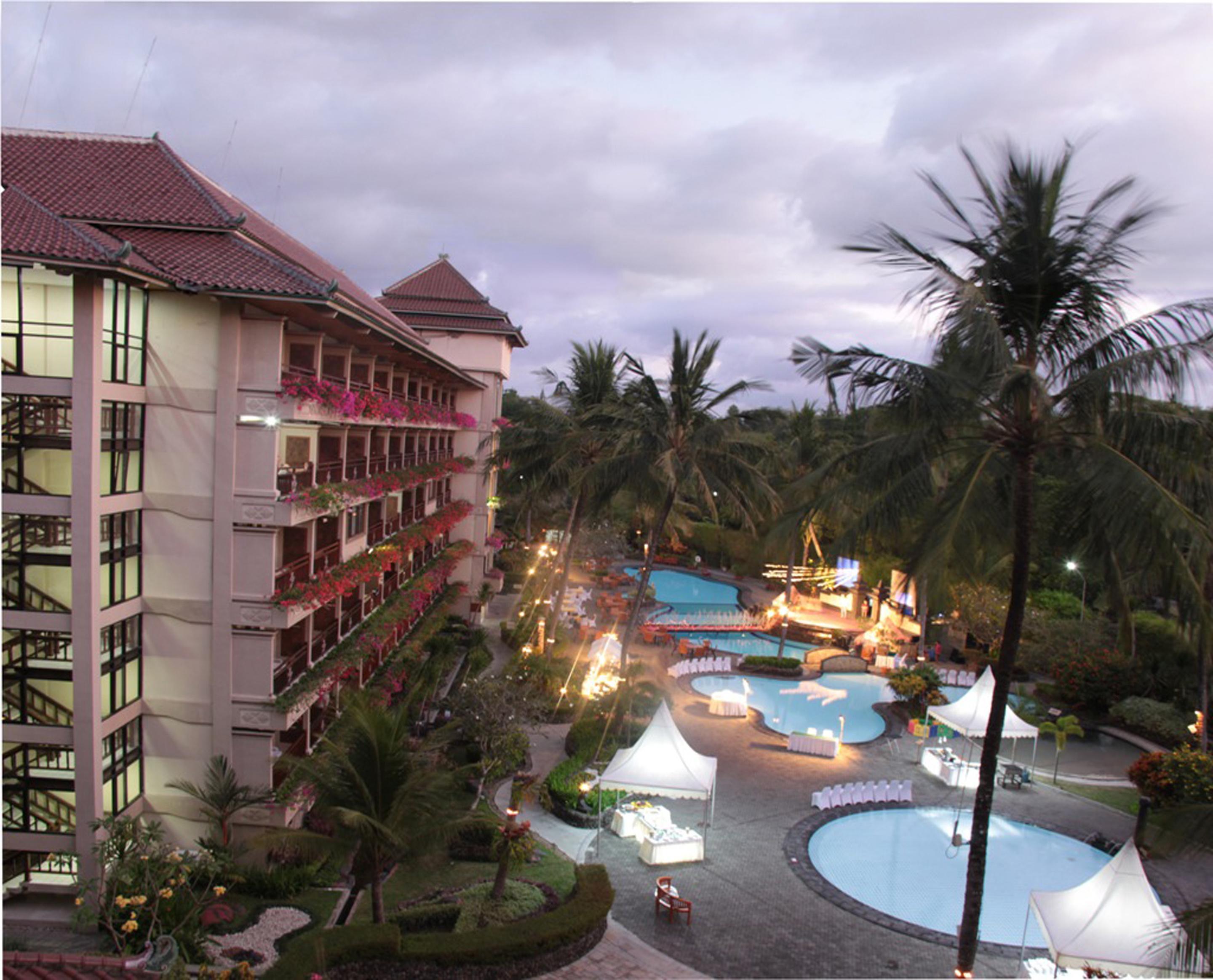 The Jayakarta Yogyakarta Hotel & Spa Exterior photo