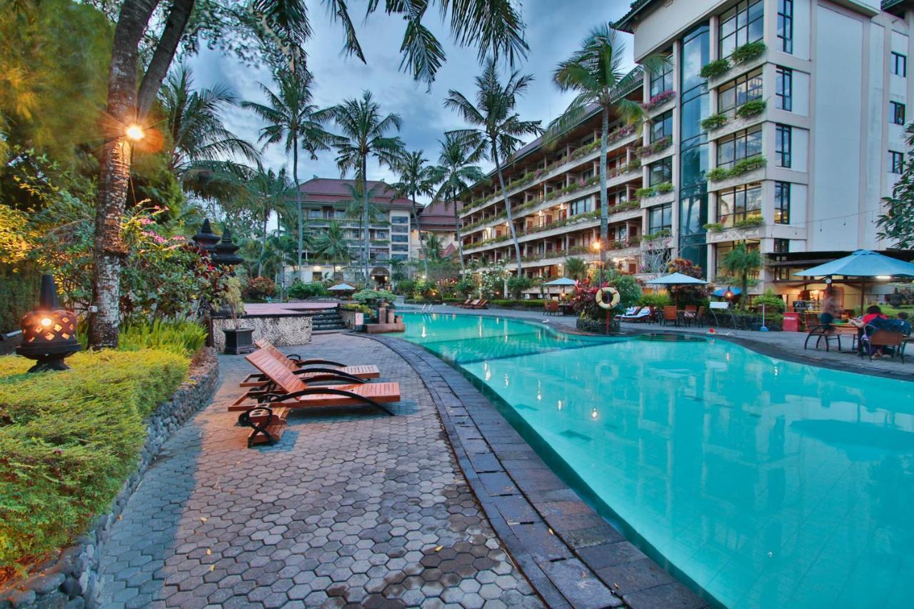 The Jayakarta Yogyakarta Hotel & Spa Exterior photo