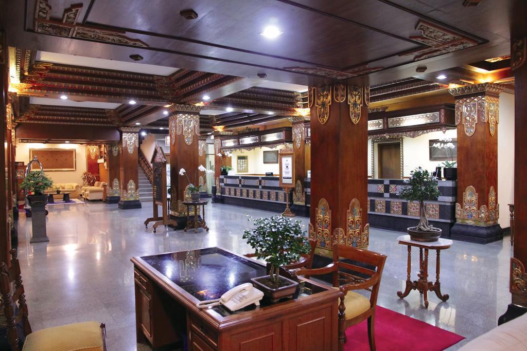 The Jayakarta Yogyakarta Hotel & Spa Maguwo Exterior photo